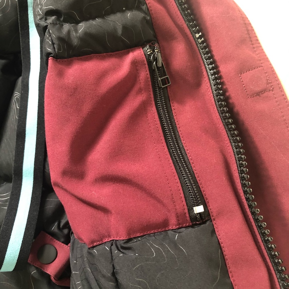 TNA LARSEN PARKA ( Maroon) - Picture 6 of 10